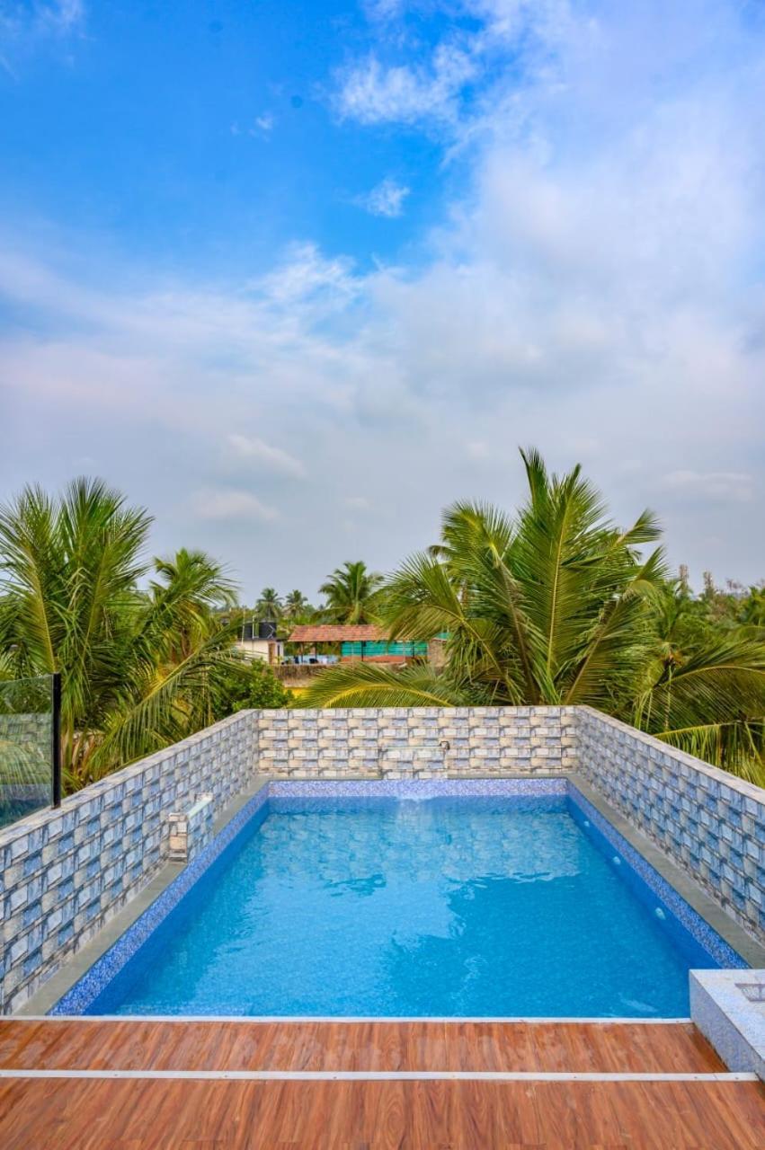 Beachfront Resort Calangute Εξωτερικό φωτογραφία